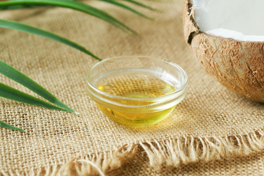 Coconut Oil & Fine Hair: Why It Doesn’t Always Work